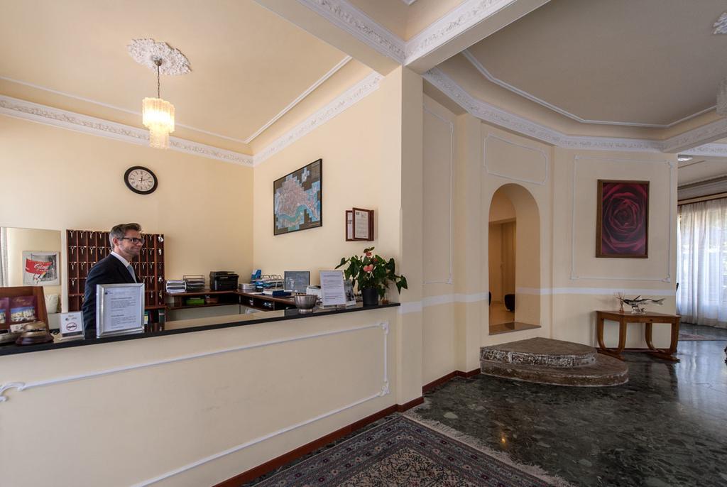 Hotel Byron Lido di Venezia Екстер'єр фото