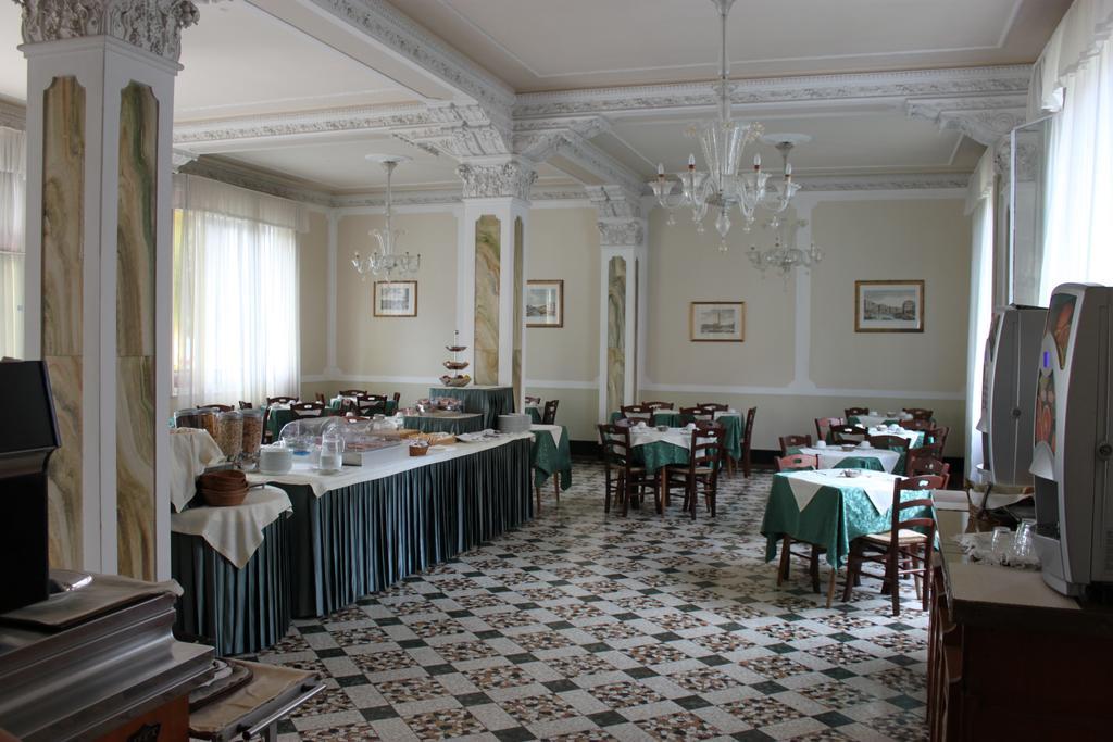 Hotel Byron Lido di Venezia Екстер'єр фото