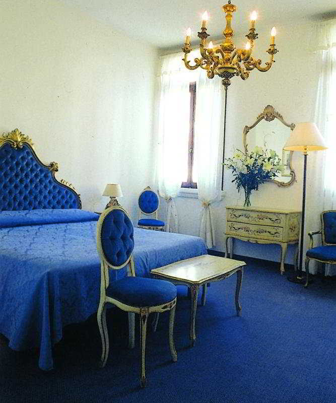 Hotel Byron Lido di Venezia Екстер'єр фото