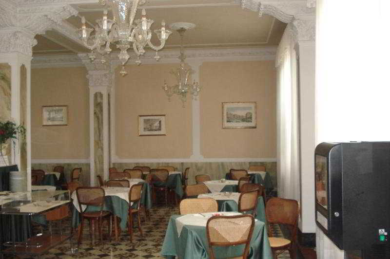 Hotel Byron Lido di Venezia Екстер'єр фото